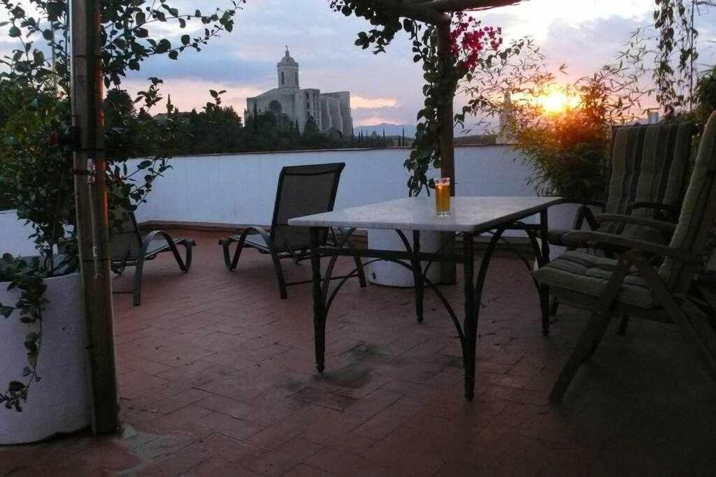 Apartamento Con Increibles Vistas Y Terraza Girona Eksteriør billede