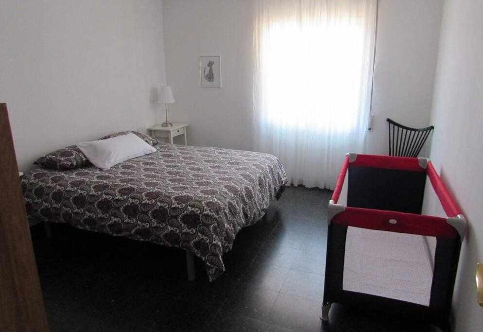 Apartamento Con Increibles Vistas Y Terraza Girona Eksteriør billede