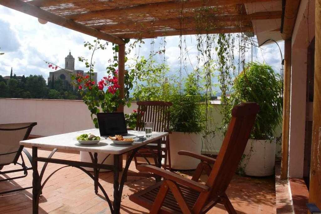 Apartamento Con Increibles Vistas Y Terraza Girona Eksteriør billede