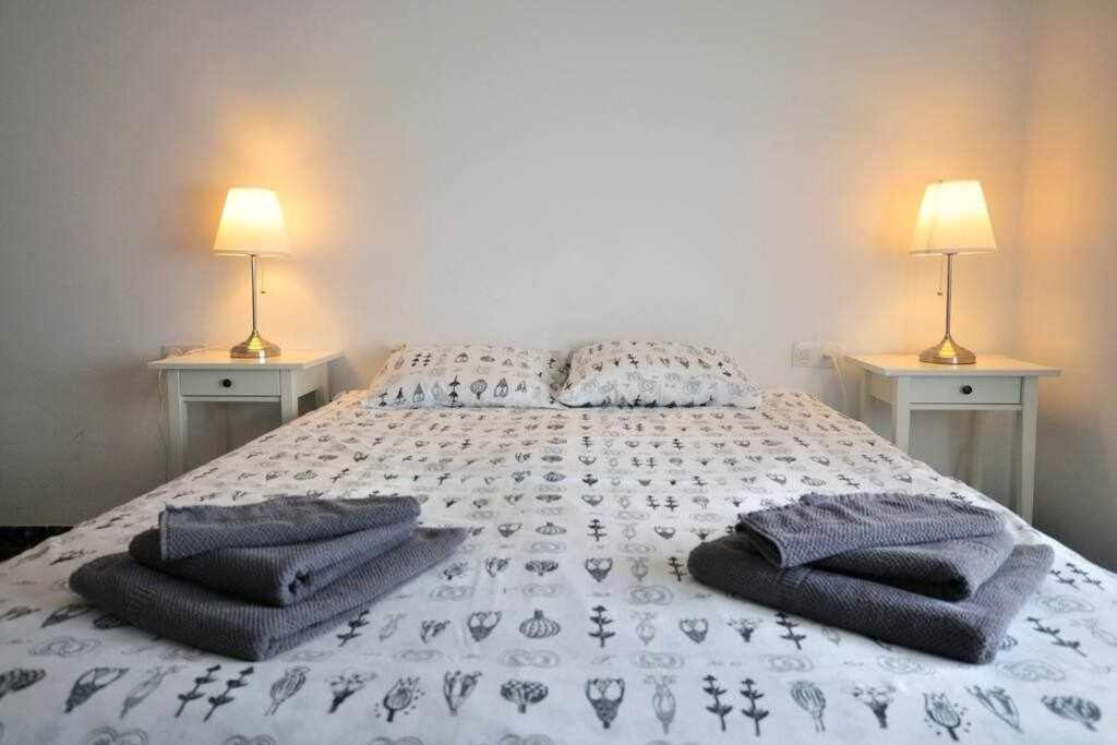 Apartamento Con Increibles Vistas Y Terraza Girona Eksteriør billede